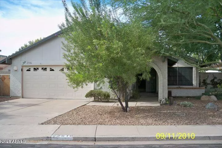 Mesa, AZ 85202,2516 W KIOWA Avenue