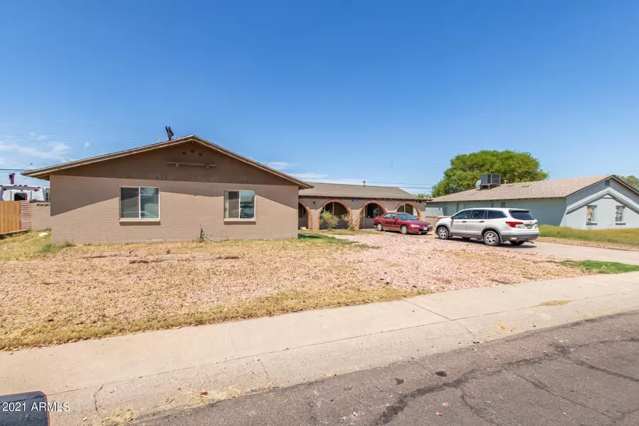 6132 W OREGON Avenue, Glendale, AZ 85301