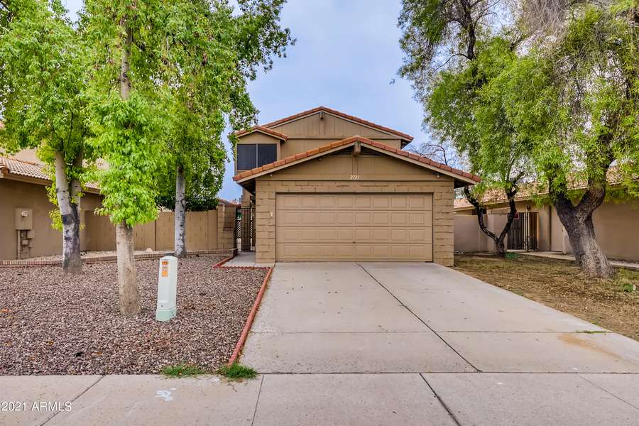 2721 W BROOKS Street, Chandler, AZ 85224