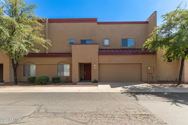 1015 S VAL VISTA Drive #11, Mesa, AZ 85204