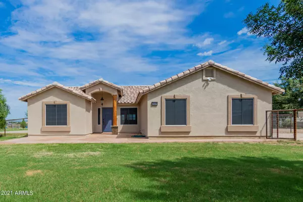 4934 E BEEHIVE Road, San Tan Valley, AZ 85140