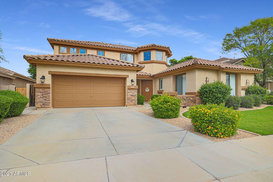 4297 E PYRENEES Court, Gilbert, AZ 85298