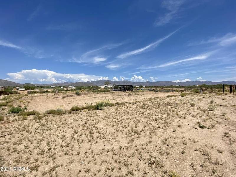 22905 W PAINTED ACRES Lane, Congress, AZ 85332