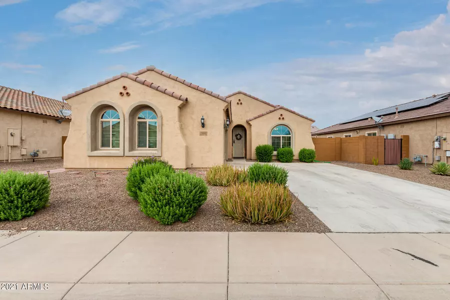 25988 W MOHAWK Lane, Buckeye, AZ 85396