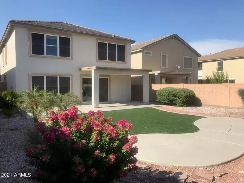 18273 W SMOKEY Drive, Surprise, AZ 85388