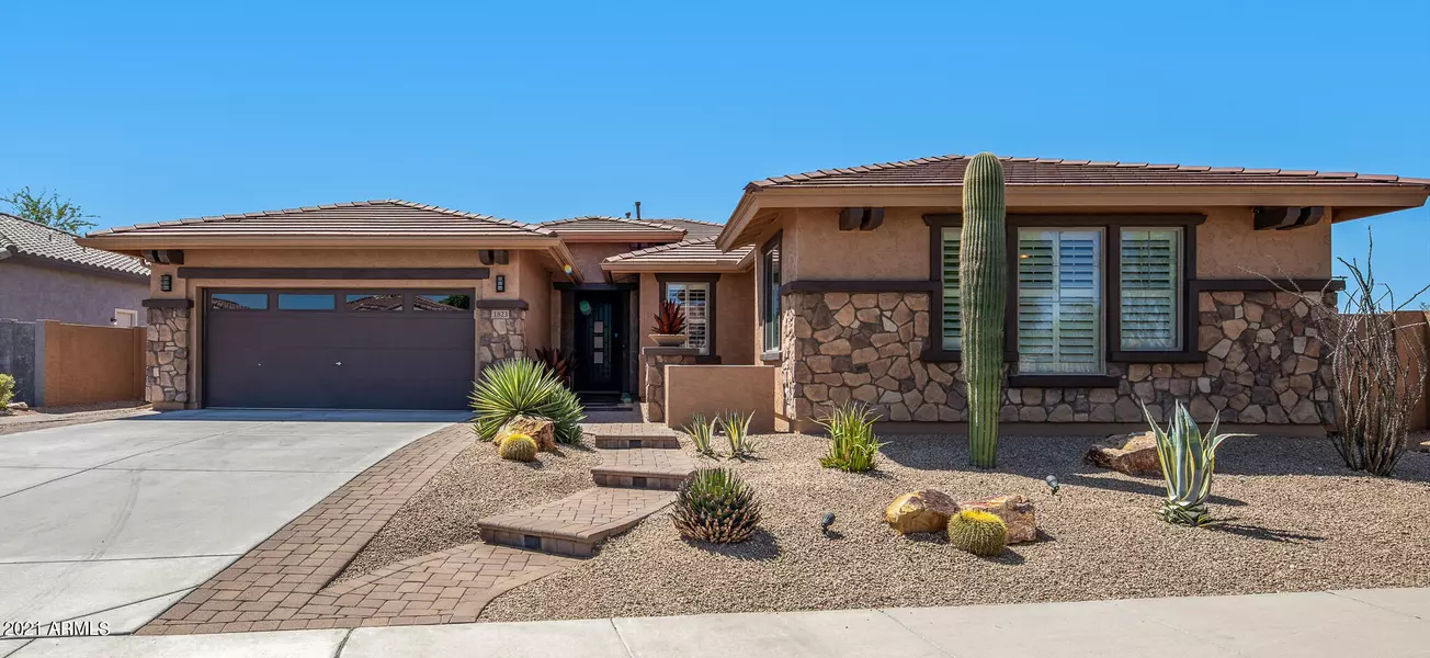 1823 W Sienna Bouquet Place, Phoenix, AZ 85085