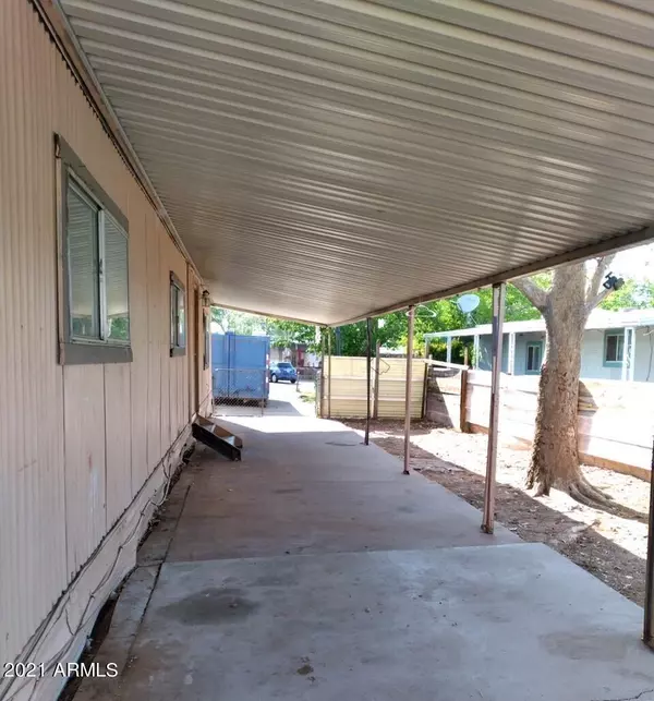 Page, AZ 86040,909 GLEN CANYON Drive