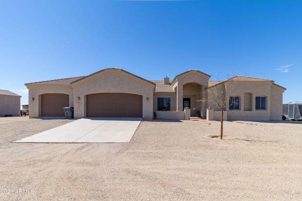 Wittmann, AZ 85361,30704 N 228TH Avenue