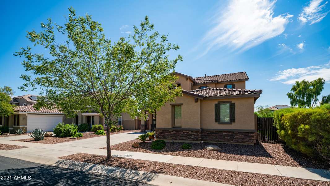 26058 N SANDSTONE Way, Surprise, AZ 85387