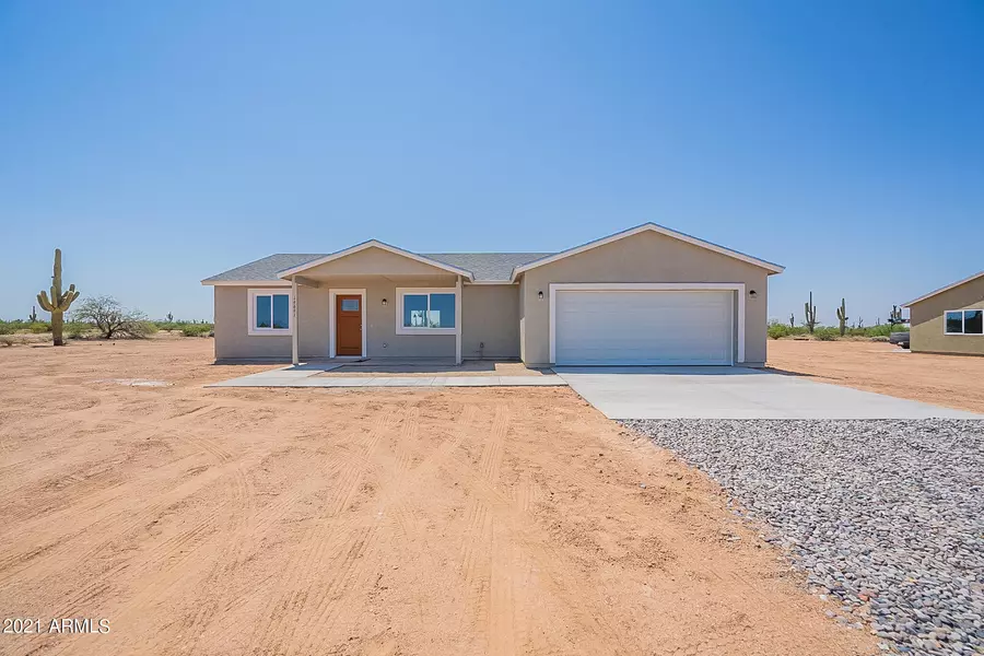 19691 E Villa Lane, Florence, AZ 85132