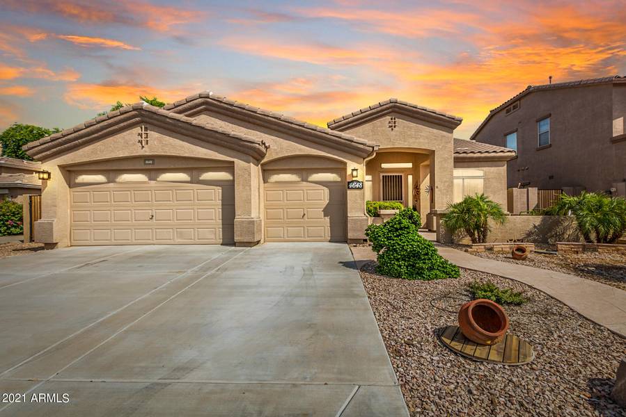 4648 E COUNTY DOWN Drive, Chandler, AZ 85249