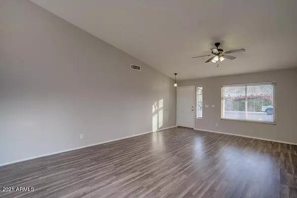 Glendale, AZ 85303,7844 W PALMAIRE Avenue