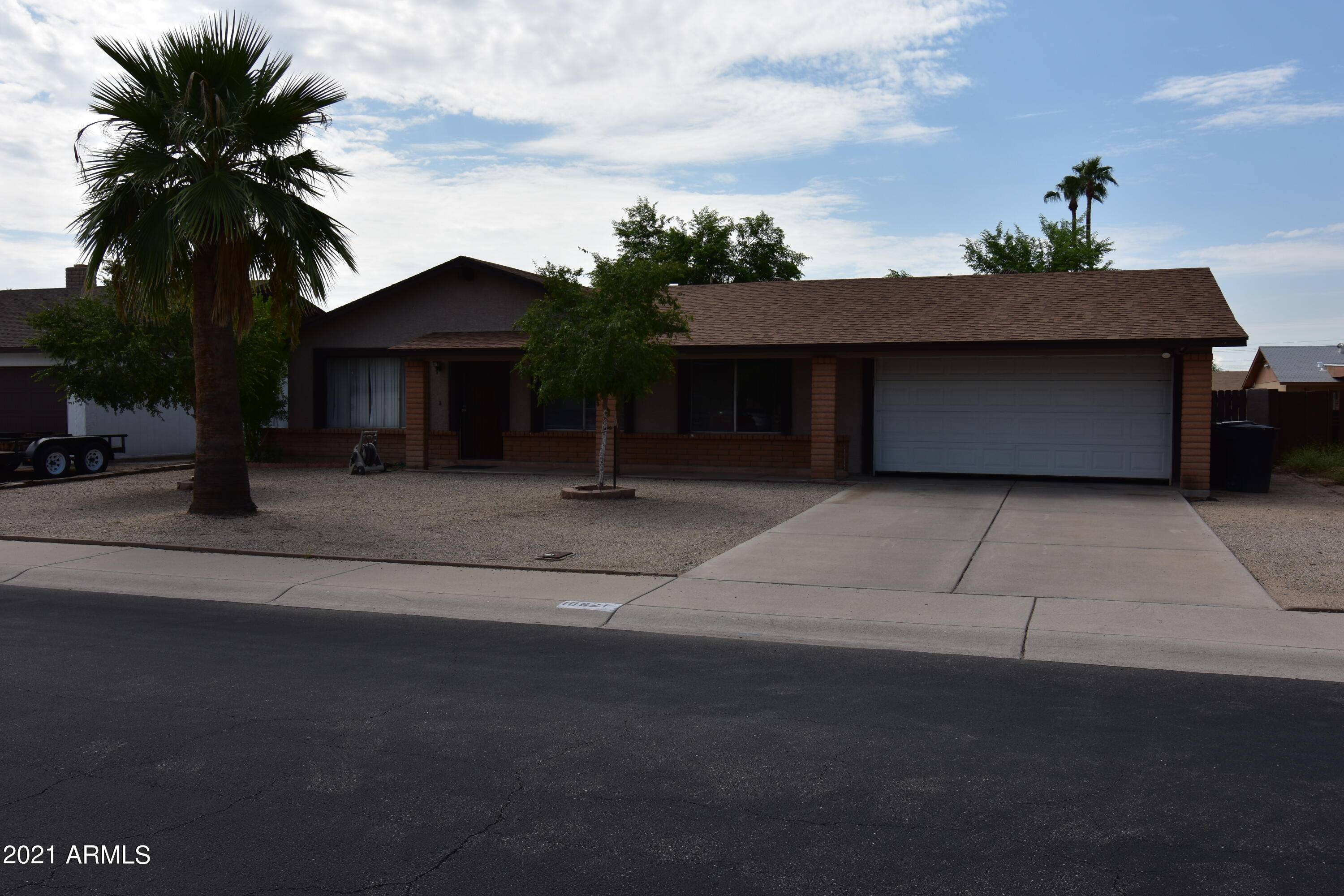 10621 W SELDON Lane, Peoria, AZ 85345