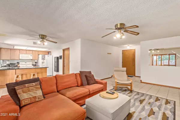 Chandler, AZ 85224,2215 W LOS ARBOLES Place