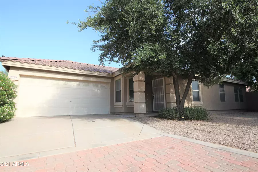 2319 E PALM BEACH Drive, Chandler, AZ 85249