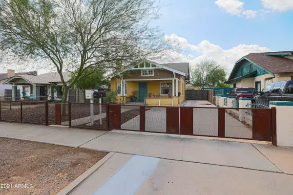 1005 E MORELAND Street, Phoenix, AZ 85006