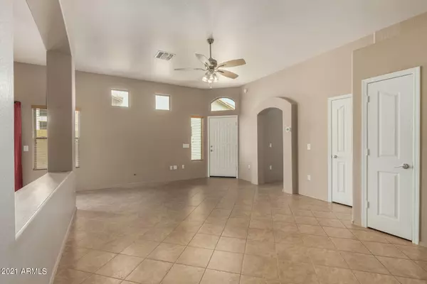 Phoenix, AZ 85024,2250 E DEER VALLEY Road #107