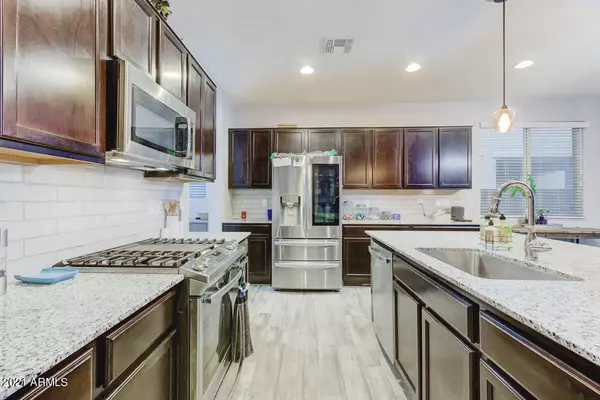 Peoria, AZ 85383,9972 W ROBIN Lane