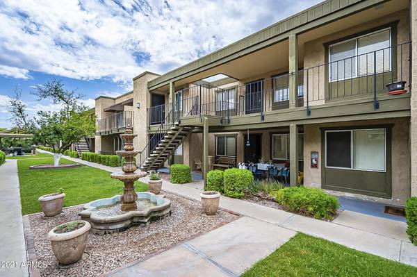 Phoenix, AZ 85016,2228 E CAMPBELL Avenue #216