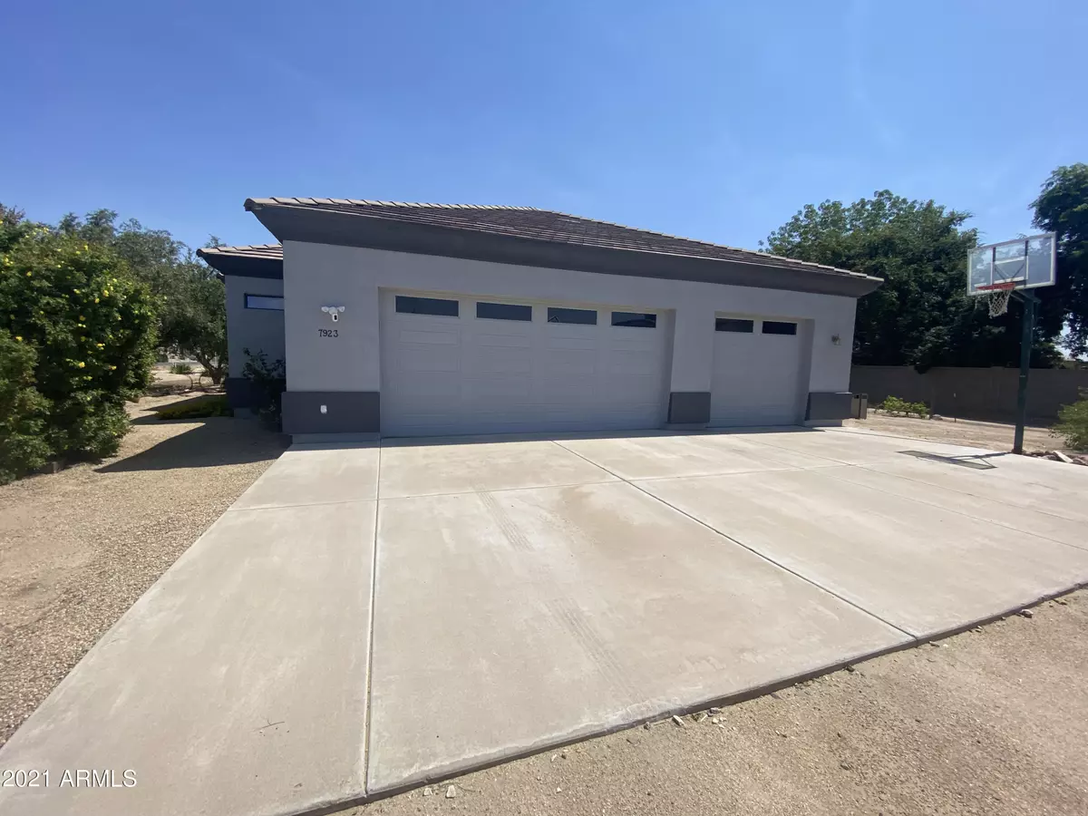 Waddell, AZ 85355,7923 N 173RD Avenue