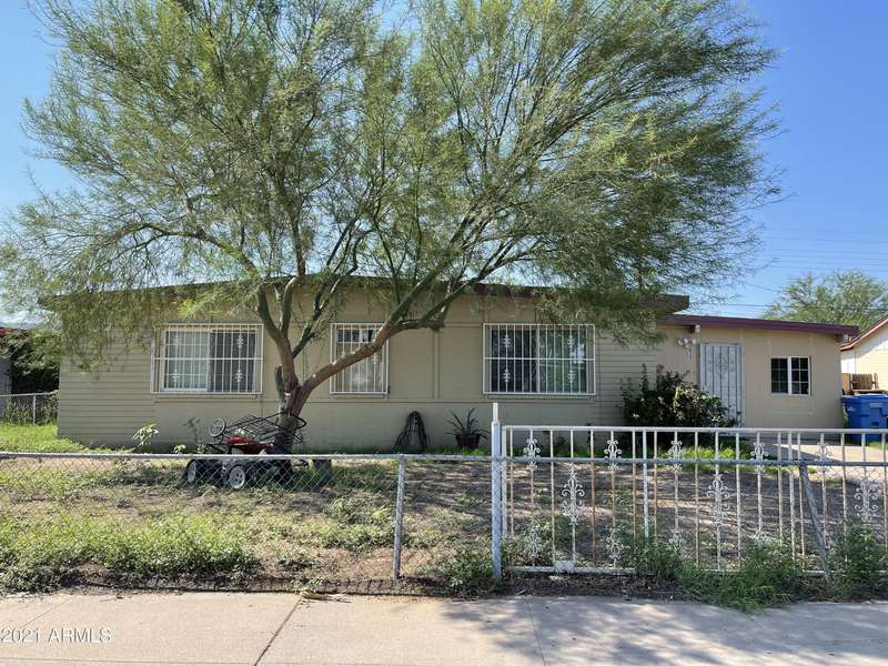 835 E CARSON Road, Phoenix, AZ 85042