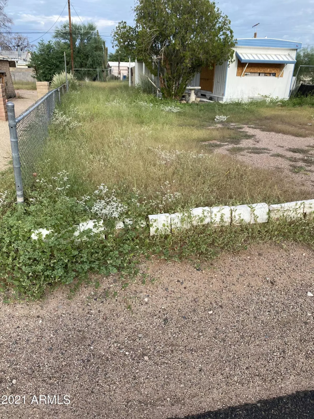 Apache Junction, AZ 85120,932 S DESERT VIEW Drive