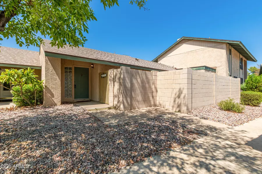 4724 W CONTINENTAL Drive, Glendale, AZ 85308