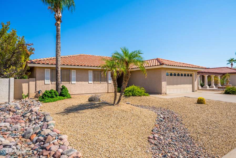 10418 E REGAL Drive, Sun Lakes, AZ 85248