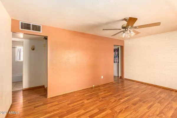 Youngtown, AZ 85363,11831 N 113TH Drive