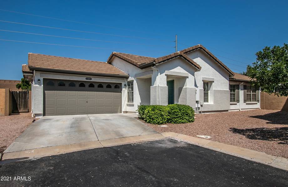 1287 S BRIDGEGATE Drive, Gilbert, AZ 85296