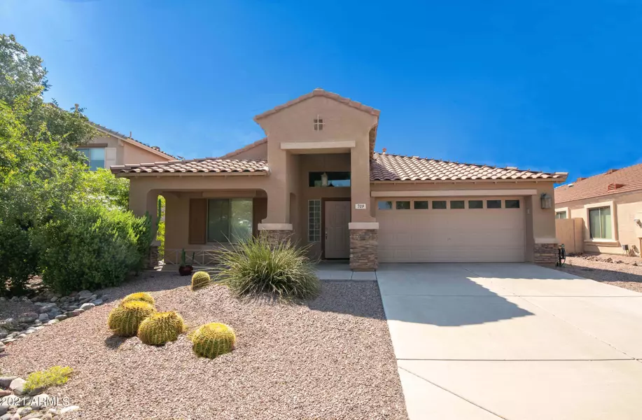 709 E MULE TRAIN Trail, San Tan Valley, AZ 85143