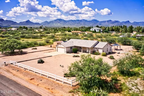 399 E BIRCH Street, Huachuca City, AZ 85616