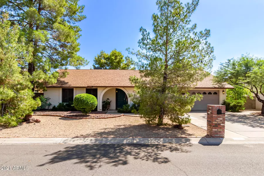 4333 W CHARLESTON Avenue, Glendale, AZ 85308