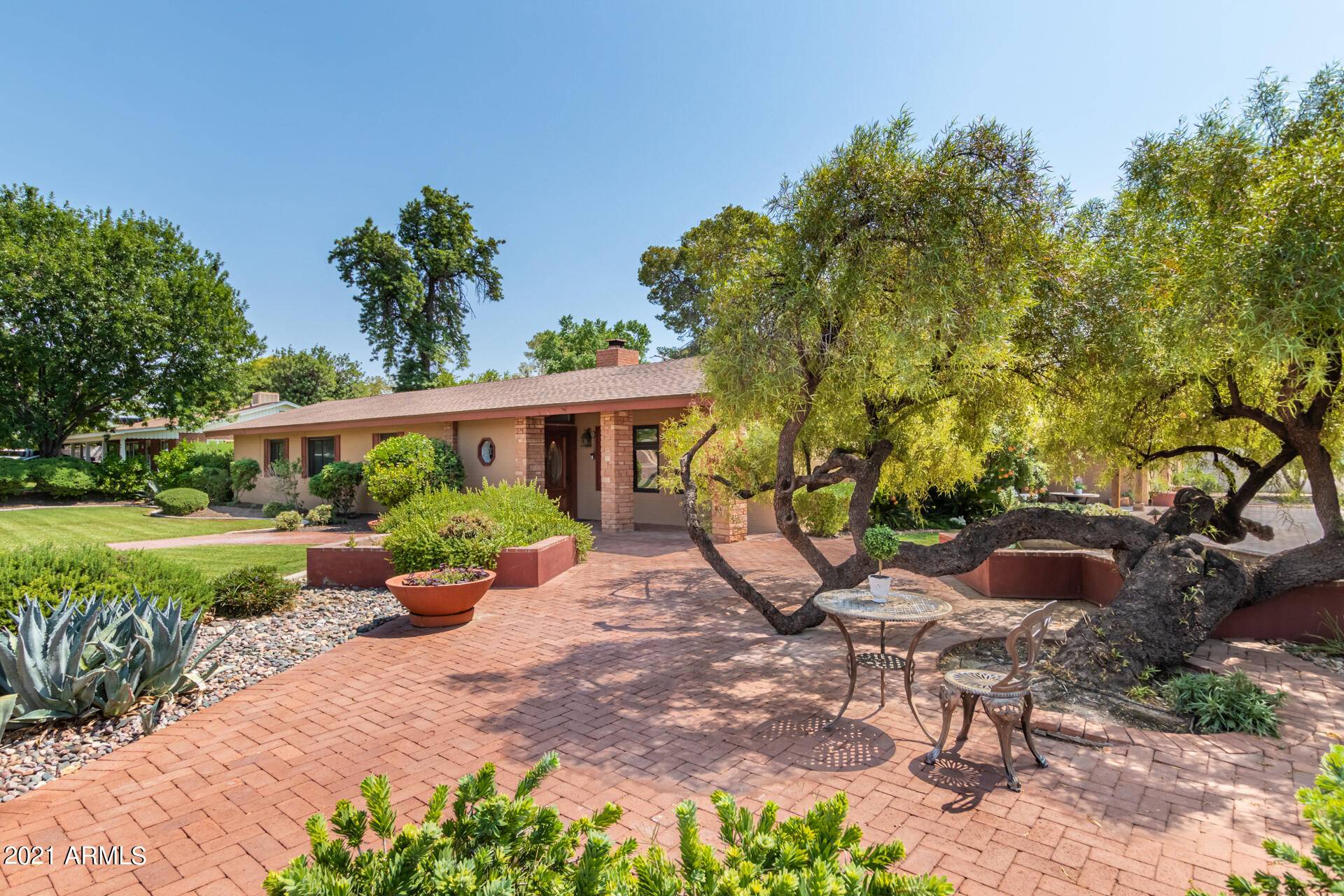Phoenix, AZ 85016,1801 E ROSE Lane