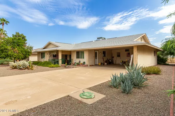 10715 W ROUNDELAY Circle, Sun City, AZ 85351