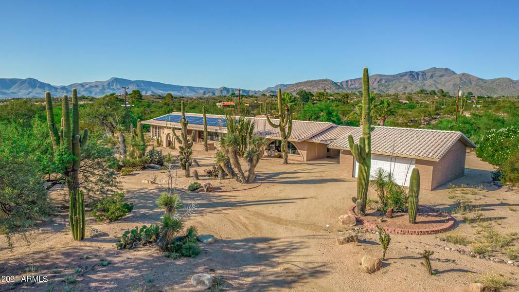 7702 E ROCKING CHAIR Road, Carefree, AZ 85377