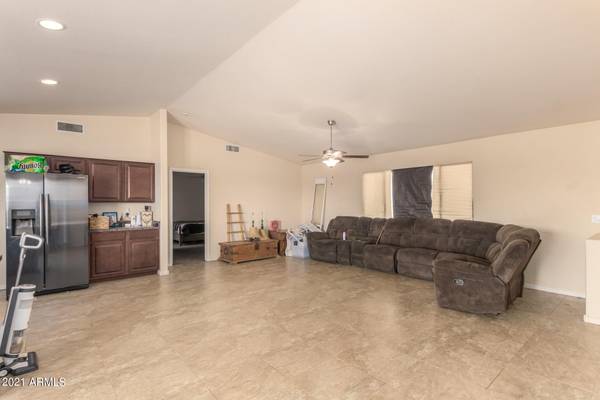 San Tan Valley, AZ 85140,6065 E FOX HOLLOW Lane