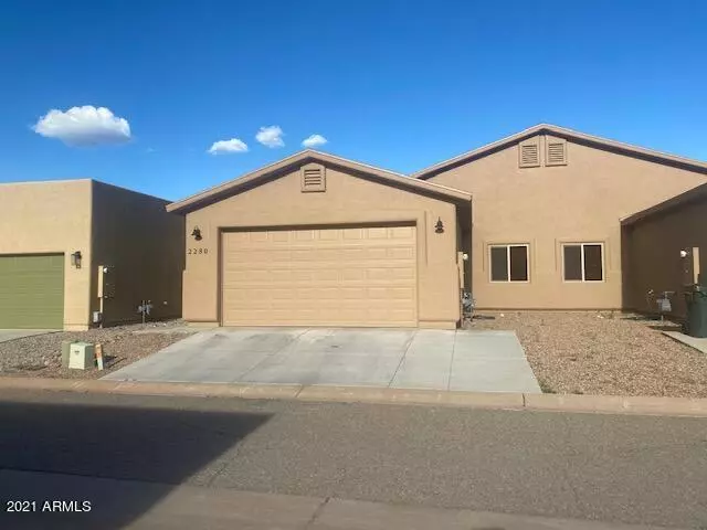 2280 Las Brisas Way, Sierra Vista, AZ 85635