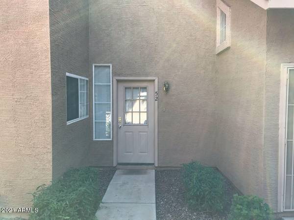 Gilbert, AZ 85234,1633 E LAKESIDE Drive #52