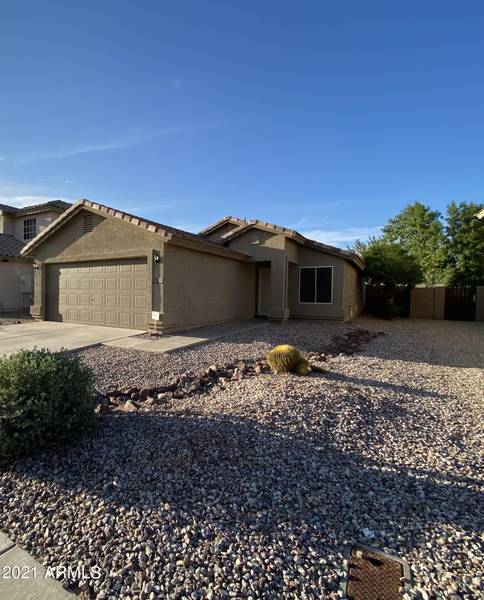 1004 E PONCHO Lane, San Tan Valley, AZ 85143