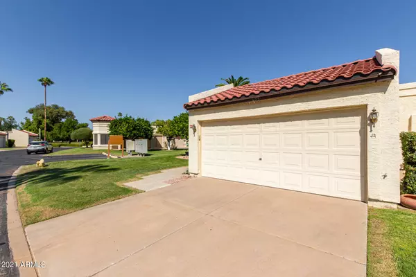 633 S Saguaro Way, Mesa, AZ 85208