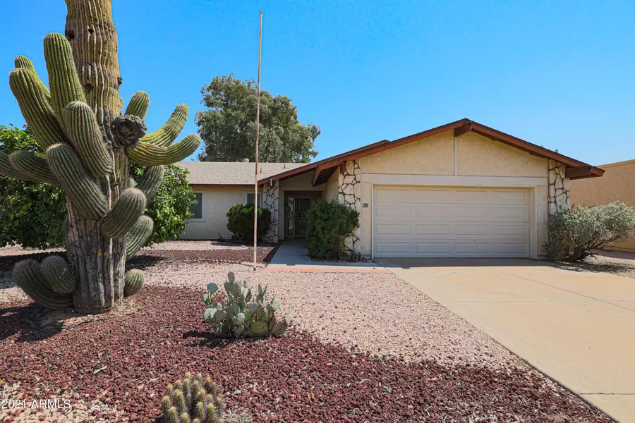 943 LEISURE WORLD --, Mesa, AZ 85206