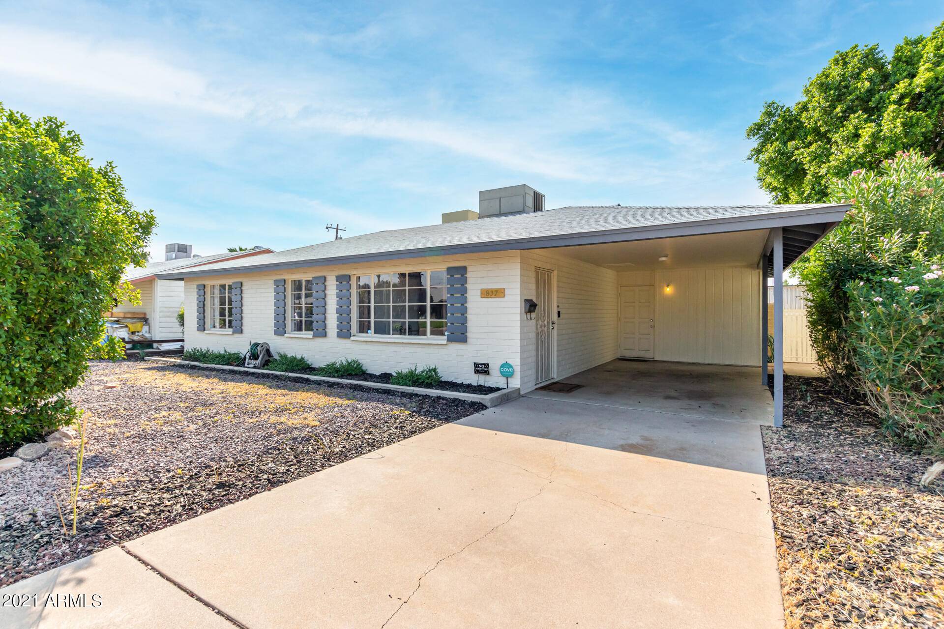 Phoenix, AZ 85020,837 E ECHO Lane