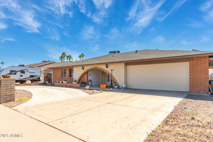 4227 W REDFIELD Road, Phoenix, AZ 85053