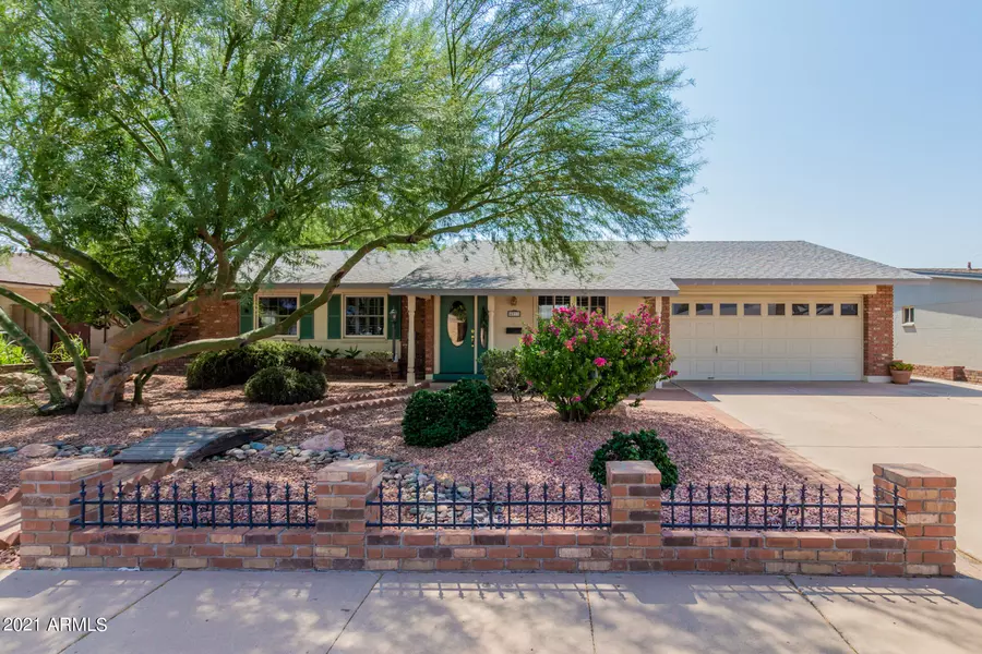 4239 W MOUNTAIN VIEW Road, Phoenix, AZ 85051