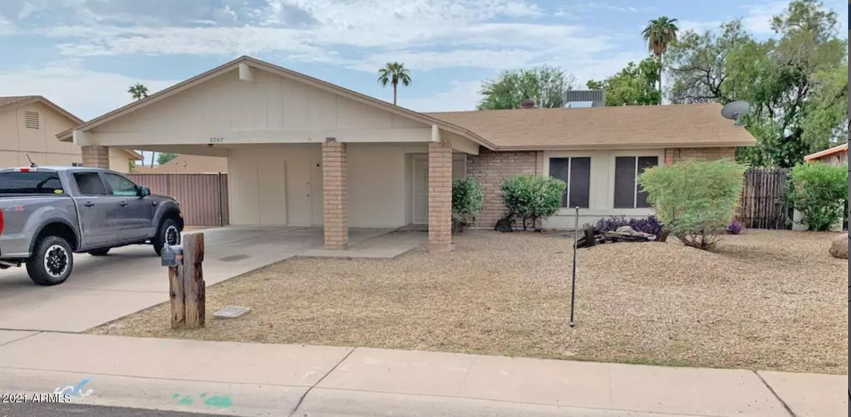 5747 W JOHN CABOT Road, Glendale, AZ 85308