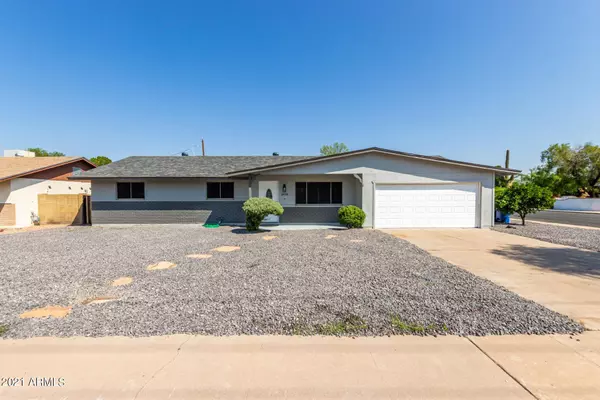 2438 E BROWN Road, Mesa, AZ 85213