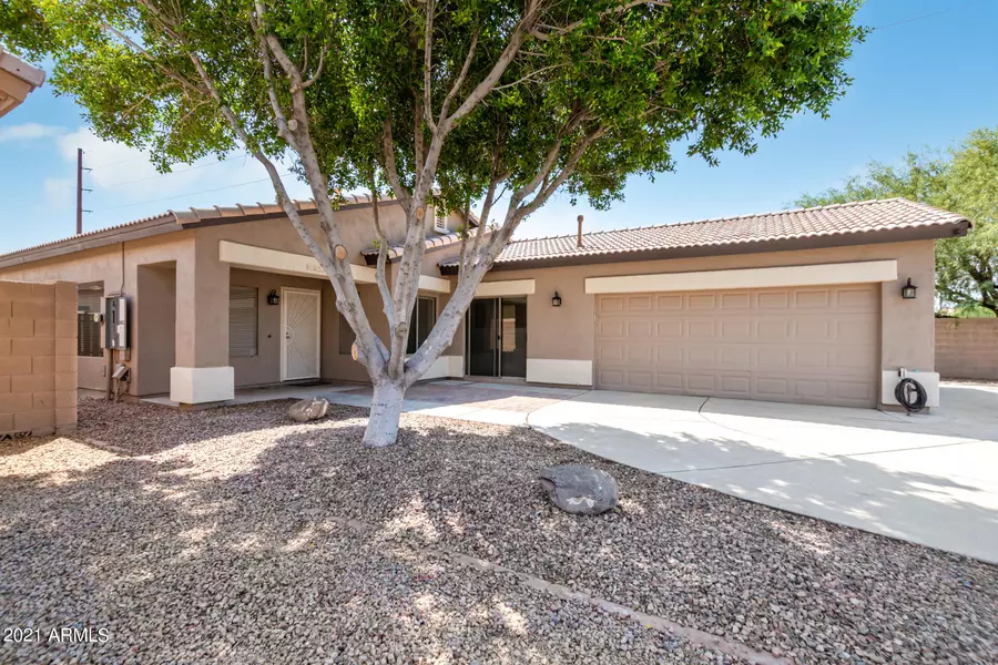 6637 W HONEYSUCKLE Drive, Phoenix, AZ 85083