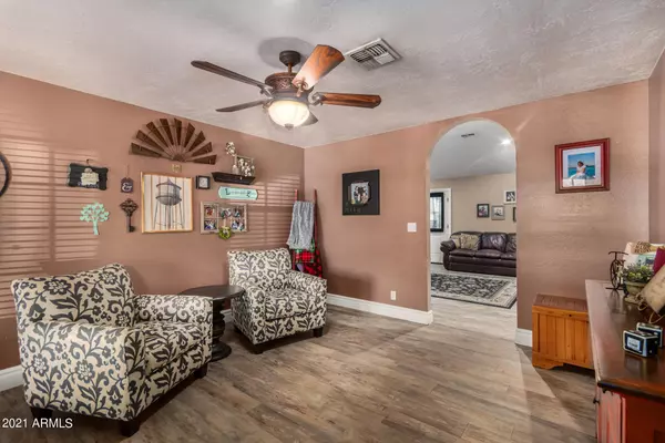 Gilbert, AZ 85296,213 E Avenida Sierra Madre --