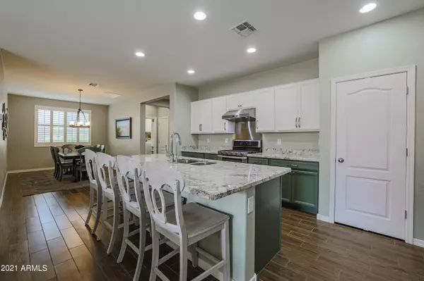 Phoenix, AZ 85040,2823 E WAYLAND Drive